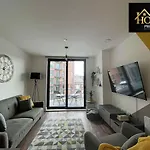 Great Central Luxury Two Bedroom Apartment By Homex Property Serviced Accommodation Sheffield